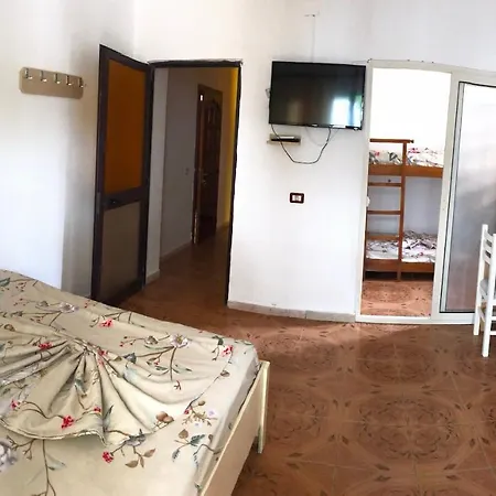Hotel Gjinaj